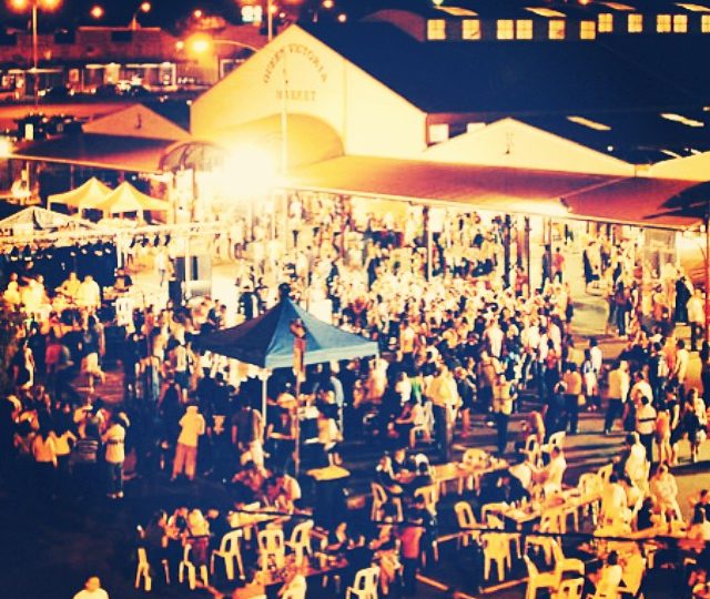 We would love for you to join us for the Queen Vic Night Market in Melbourne tonight! Great food, live music and so many beautiful stalls. Look forward to seeing you there! Xx