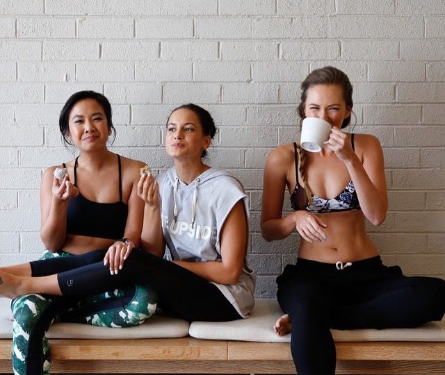 3 gorgeous yogis snacking on yummy post yoga treats + sipping on Love Tea @onehotyoga xx