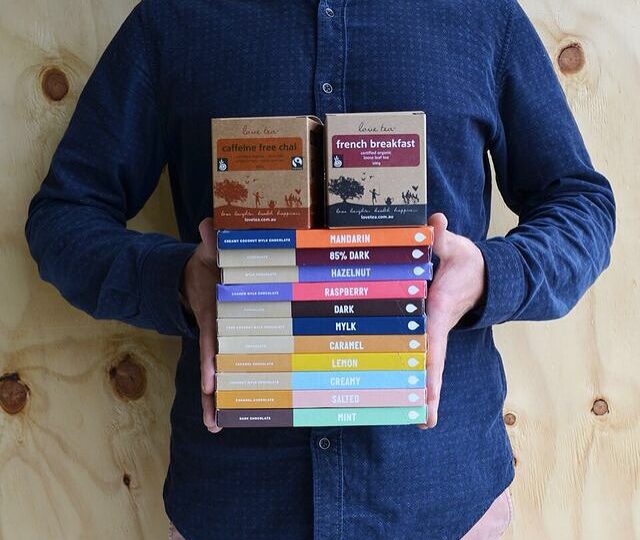• It’s giveaway time! • We think a little @lovingearth chocolate is the perfect addition to a cup of Love Tea, so…we are adding a free box of Loving Earth chocolate to the first 10 online orders tomorrow morning! It starts at 8am, so top up your tea collection, or indulge in some beautiful Japanese ceramics…+ enjoy some amazing chocolate too! Happy shopping!