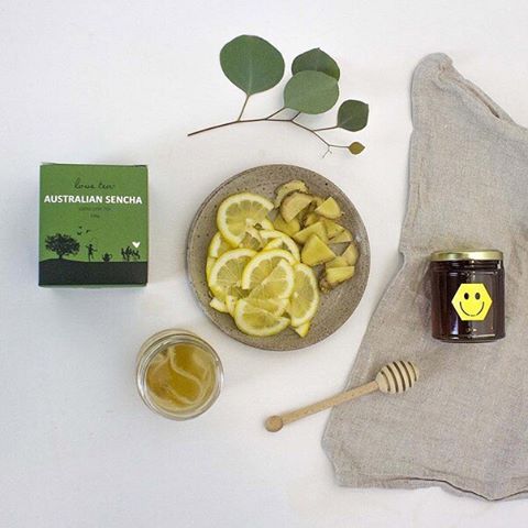 We love that one of our favourite teas, Australian Sencha, is grown locally in northern Victoria  taken by @iamalchemy Head over to her page for an amazing sparkling ginger and lemon jun tea recipe. . . . . .