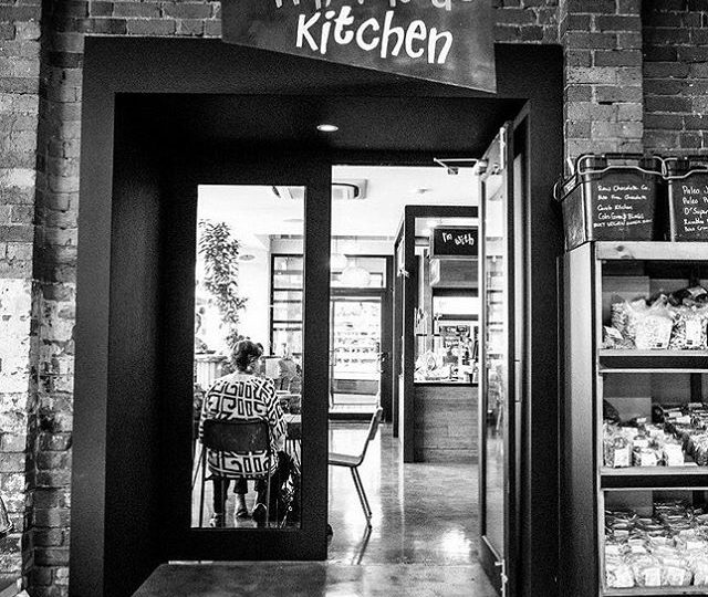 We love this photo from our favourite stockist in Bendigo. It’s an amazing space with the new addition of a cafe ? If you’re around Bendigo, make sure you visit @wfkitchenbendigo for a huge array of fresh produce and wholesome food. . . . . .
