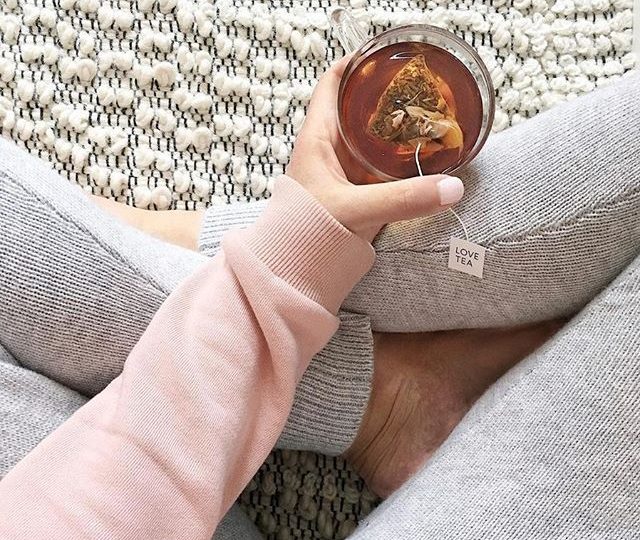 It might have been a warm month, but winter is coming, and that means knits, blankets and cups of tea – our favourite time of year!  @bridget_lee