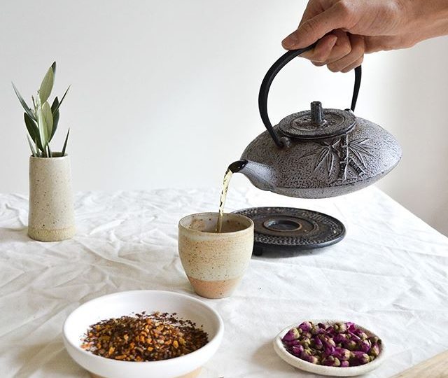 ? Have you tried our Turmeric Tea blend yet? This tea was designed by our naturopath, and is based on turmeric, which has traditionally been used to help reduce inflammation, and is known for its powerful antioxidant levels and its extensive healing properties. We’ve combined turmeric with rooibos, ginger and black pepper, to create a blend which has a warming and naturally stimulating quality, with sweet hints of honey bush, cinnamon, and vanilla ?
