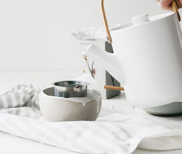 ? Keep your spirits warm this winter with our certified organic tea blends. What is your favourite winter tea blend? ?