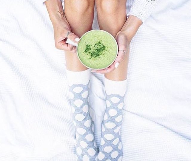 We are big fans of Matcha tea and the amazing health benefits it offers. This vibrant green powder is unique in many ways, starting with how it’s grown. Matcha undergoes a unique shade growing process, which stimulates the production of nutrients in the tea leaves, and once the leaves are harvested and dried, they are then crushed into a powder. To brew the tea, a brisk whisking of the powder in water is required, and drinking the tea means that you actually consume the whole leaf, rather than just infusing the leaves, like many other green teas. Have you tried our organic Matcha tea?  ???? @theorganicbasketco