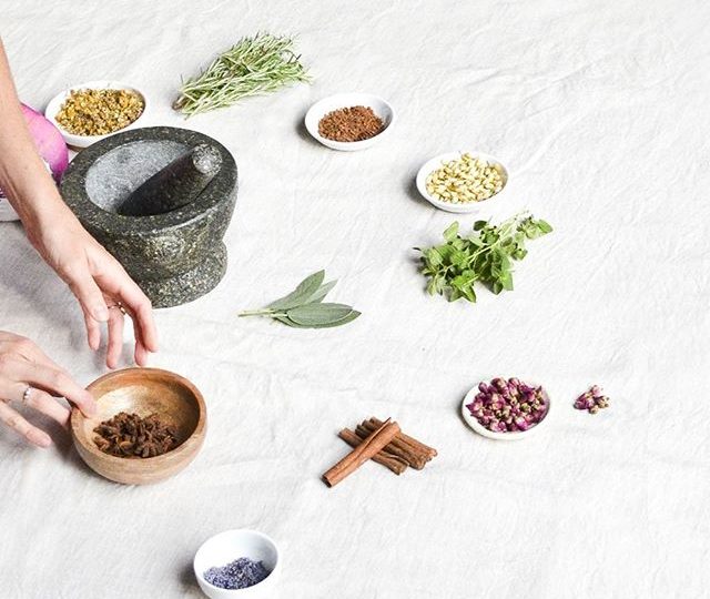 Aside from the therapeutic benefits of individual ingredients, tea offers so many amazing health benefits. Tea is well known for its antioxidant levels but dependent on the individual spice, herb or tea, the benefits can include anti-inflammatory qualities, digestive support, circulatory stimulation and many more health benefits