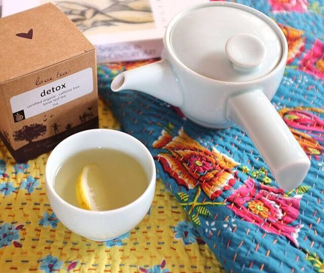 •This is the perfect time of year to cleanse + detox after the festive season. Detox tea has been designed to support liver detoxification + help remove toxins from the body…the perfect start to a new year•