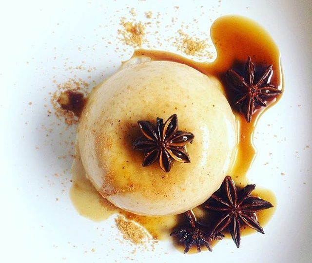 Monday afternoon pick me up tea + a little chai infused panna cotta. thanks for the pic + inspiration @kazziieee