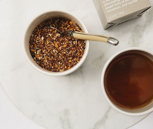 Have you tried our Turmeric Tea? Our naturopath has carefully selected this blend of organic herbs, to reduce inflammation throughout the body. Herbs including turmeric, black pepper and cinnamon, have traditionally been used synergistically to help reduce inflammation, improve circulation, and offer powerful antioxidant properties. This blend has a warming and naturally stimulating quality, with sweet hints of honey bush, cinnamon, and vanilla.  by @newfoundmagazine