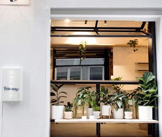 One of our newest stockists @heresy_melb describes themselves as an unusual blend of healthy and fast, and with some delicious and unique grab-and-go breakfast options on their menu, these guys definitely deserve your morning patronage ?  @heresy_melb