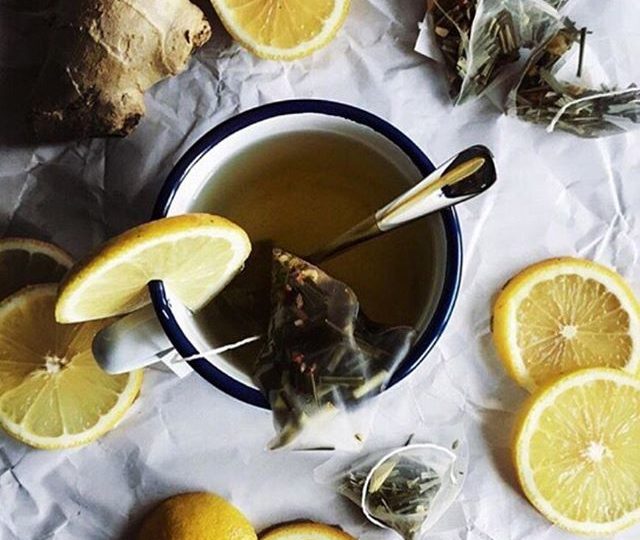 ???? We love seeing our customer’s cold and flu tricks and tips. What’s your go-to blend when you’re feeling under the weather? ????  @miszlele