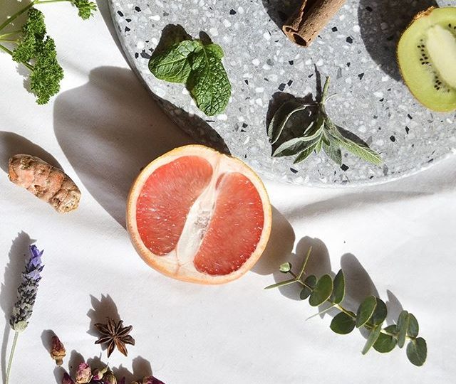 ? At Love Tea we believe in using whole herbs, which are as close to their original state as possible. These herbs offer many health benefits due to their multitude of diverse yet specific compounds, which help achieve certain health outcomes in the body ?